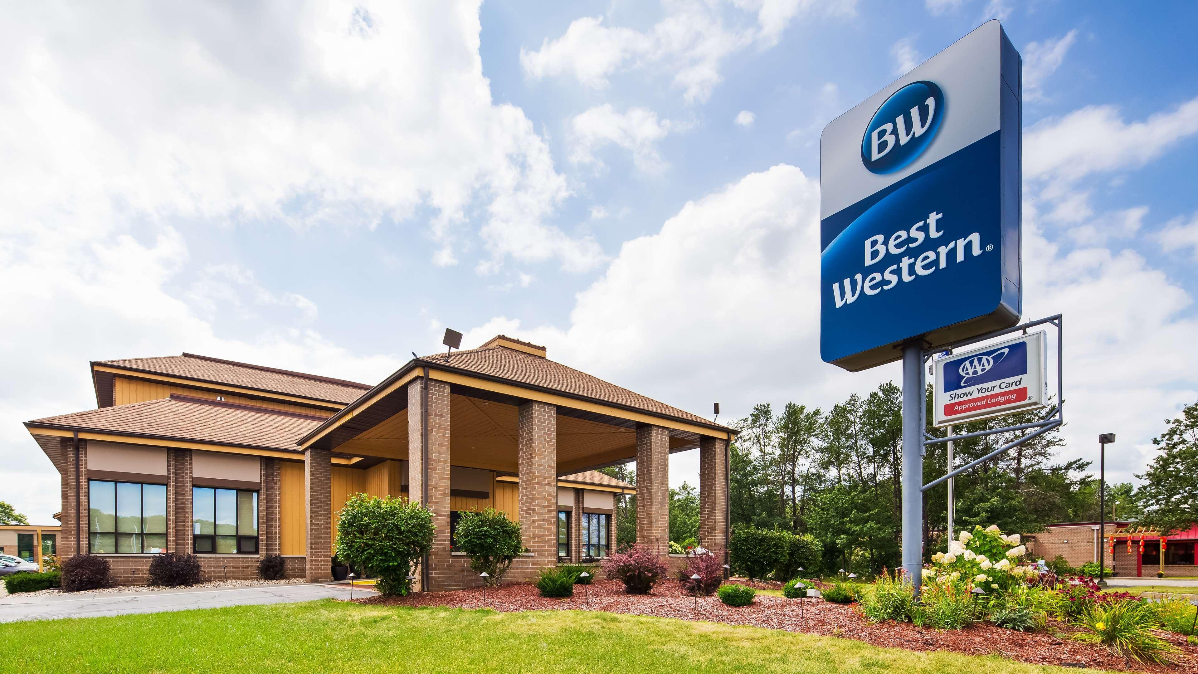 Best Western Ambassador Inn & Suites Wisconsin Dells Ngoại thất bức ảnh